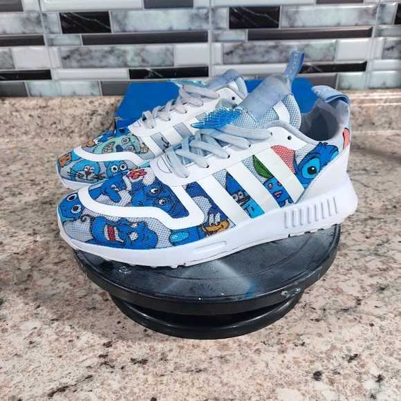 Addidas, custom blues characters - Picture 3 of 5